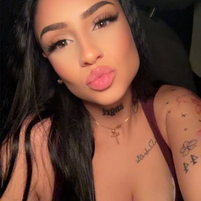 bxmbiinaaa's profile picture. dm pas je suis aigrie