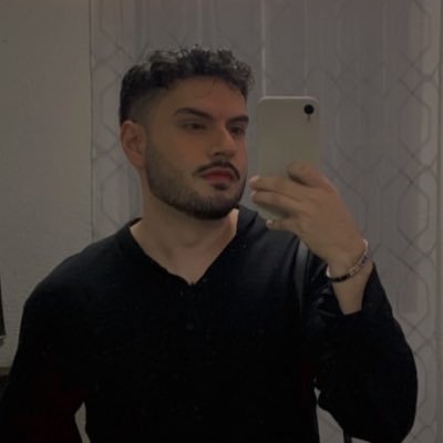 rubencoree's profile picture. Pensamiento corriente moderno🔌 Artista Digital • He/him•