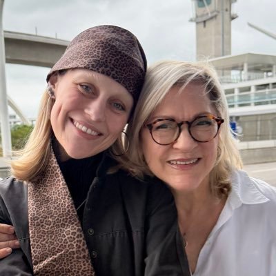 sdeasland1's profile picture. Happily retired government attorney 🌸⚖️ 🇺🇸