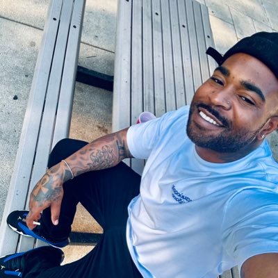 TheUncleLeon04's profile picture. Happily Married & She Keep My Balls Empty