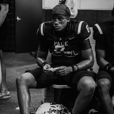jalennn_smith's profile picture. Pace Academy 26’/6’0 215lbs/LB/IG: @jalenn8k/3.34GPA/26’🎓/🏈🤼‍♂️🏃🏾💨