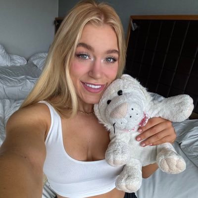 CubbiKate53666's profile picture. Reply me when i text you, i hate being ignore