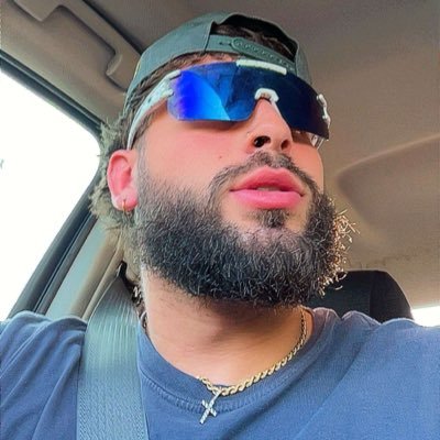 tybarrett2000's profile picture. 