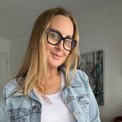 janevictoriana's profile picture. 49 and still causing a little chaos in hearts 💋