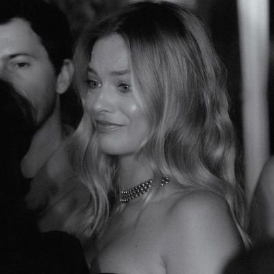 coldplaypchtess's profile picture. margot robbie & coldplay