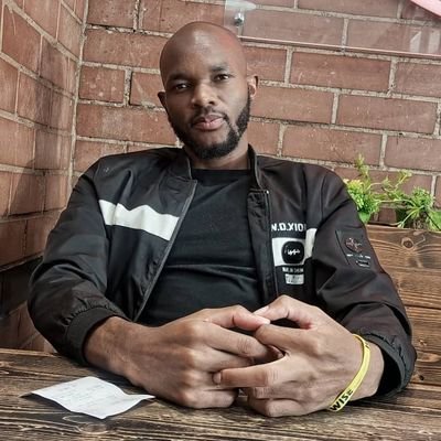 Bullrunmadanhi's profile picture. KRM_coin founder | Entrepreneur | Believer of endless possibilities✊.