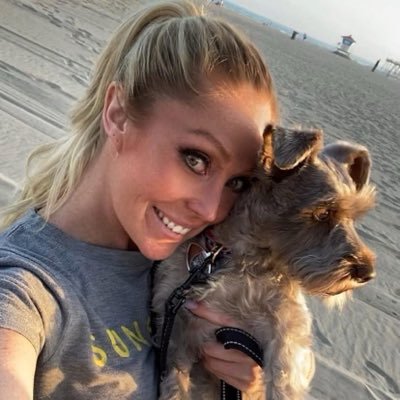 R8ersMom's profile picture. My miniature schnauzer is the most important man in my life | Bilingual in English and Sports.