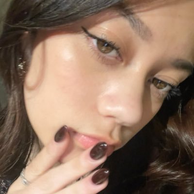 wouldbenefit's profile picture. billie ✦ megan (katseye)