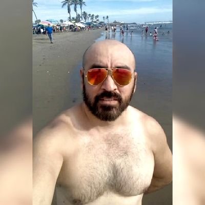 DadGeraBear's profile picture. Toda opinión es una visión cargada de historia personal.
Pragmatico y Nada Ortodoxo .