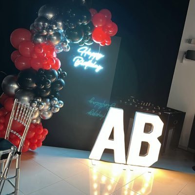 OwenFredai's profile picture. I Private Officially page 🏝️II At 📈 l Day Trader📉l  Figur🇧🇧