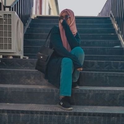 MontahaSharaf's profile picture. بكره الريد بدون مواعيد يزورك يا حياة عمري..تقول يا ريتني لو حبيت زمان من بدري🎶