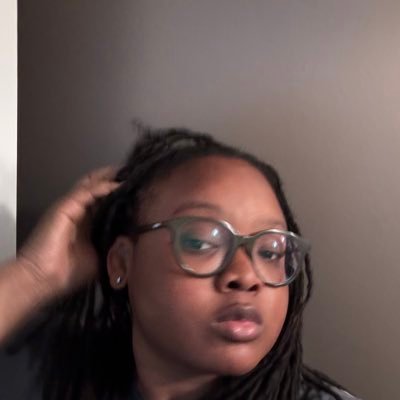 alyssajoyner230's profile picture. it’s just me