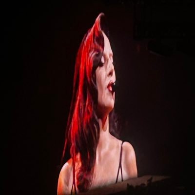 ogmval's profile picture. Little Monster 🖤 Stream MAYHEM | Mayhem Ball Barcelona 31/10 ❤️‍🩹 | 🏳️‍🌈🇪🇺