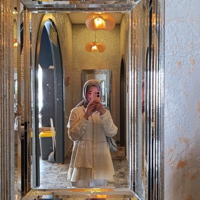 aaysennur1's profile picture. yaşamak umrumdadır🌷