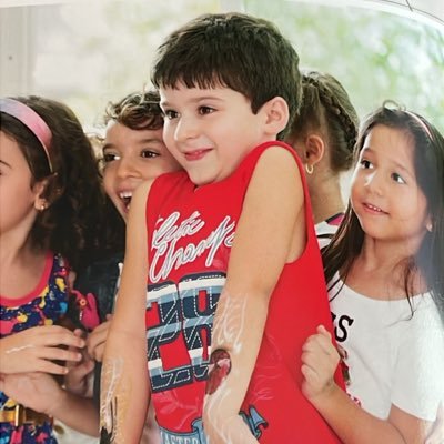 Hidroxido_Litio's profile picture. Eu acho que o Brasil deveria ter mais trens #PlutãoéUmPlaneta