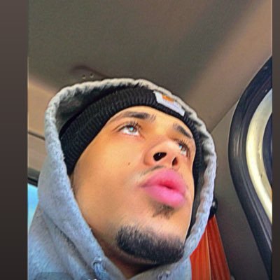 JTeeskyy's profile picture. God & Family  🖤