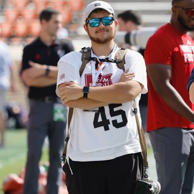 s_t_editz's profile picture. @cbssports Photographer | @packpride | @grimsleyfb | Freelance Photographer | Videographer | Graphic Designer |