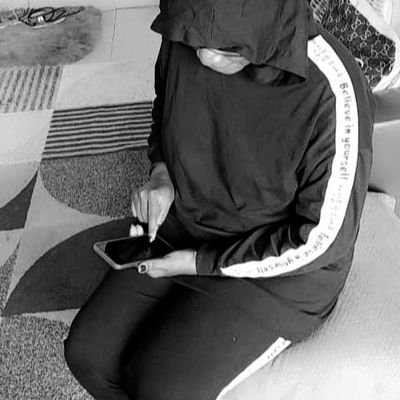 Christalinyoli's profile picture. Jn 15.5  Observer parfois réagir 🌱🌴Insultes? 🚷 tweets my owns