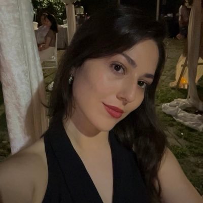 zehrapakk_'s profile picture. namıdiğer münzevi🧜🏼‍♀️