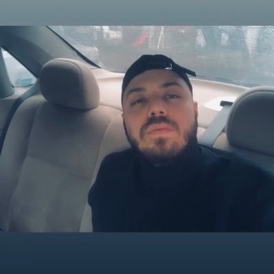 berhayatt's profile picture. 