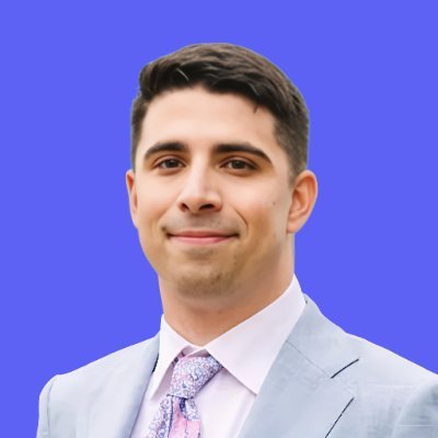 HenryDoce's profile picture. ADHD founder building external executive function for solo founders.

838 inbox emails → 7 that matter. 20 minutes.

Looking for beta testers. DM me.