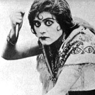 Acruwt_'s profile picture. ⋆｡he/she𖦹°
intp

☣︎