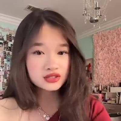 KatieeroseeIts's profile picture. 