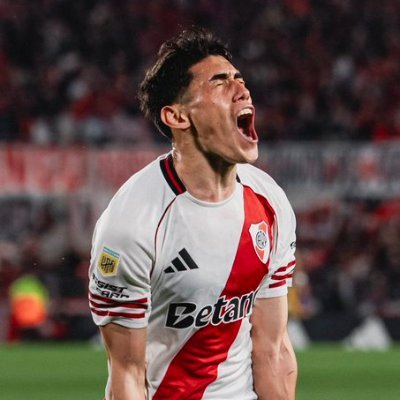 nachotalarga912's profile picture. De River hasta el cajón.
Streams proximamente en Twitch :)