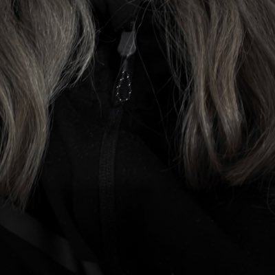 h8jj8's profile picture. Artist | @moonittself