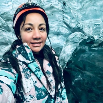 adrigmartell's profile picture. 📝🤓, 🏀⛹🏽‍♀️, 🏈, ✈️ viajera. Steelers Nation 🖤💛 🐙