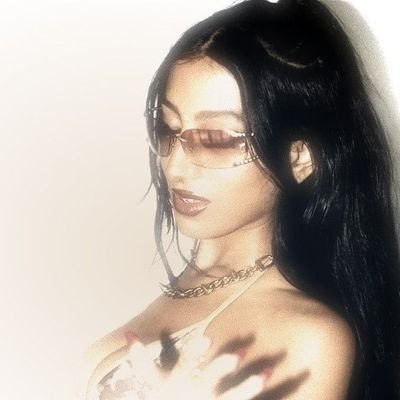 dontsmilw's profile picture. EL&A, gatinhos e livros 🔥🔥