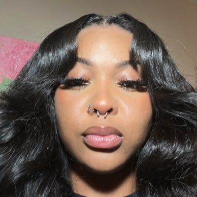 kisslikehoneyy's profile picture. 888💕 IG @Kisslikecandy