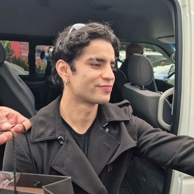 Kuu__dr44kon's profile picture. | he/him |  🐈‍⬛  | Team Lobonito 🐺 l Me gusta fluir entre fandoms |