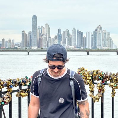 diegowp_dev's profile picture. Once a Designer, then a Developer, now an Indie Hacker building cool stuff for WordPress.