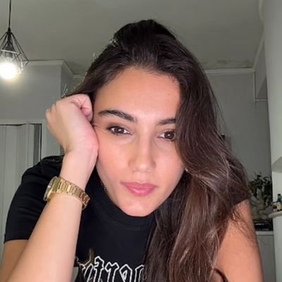 Paradi71732Emma's profile picture. 