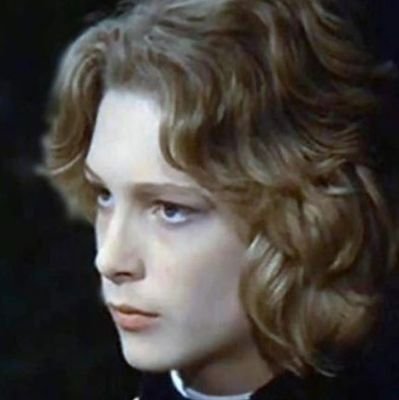 Vanser21fpl's profile picture. ■