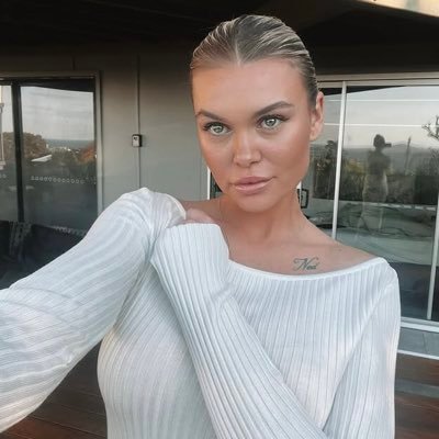 cynthia12643's profile picture. 