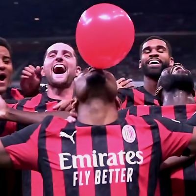 hydrogaddict's profile picture. Twitter account of multiple genres