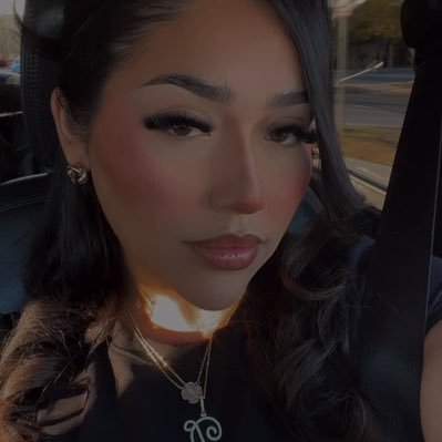 celinextdoor's profile picture. 