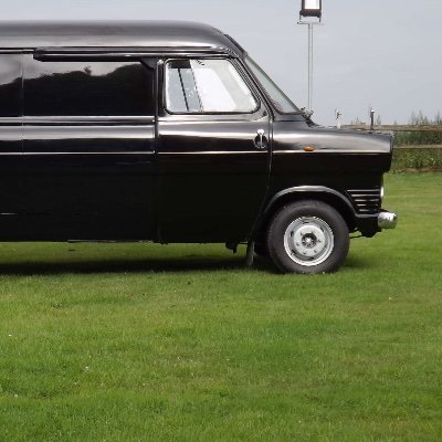 Sir_H_Chiselton's profile picture. Pile-driving u're mom into infinity.