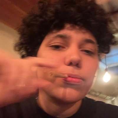 layeredpsd's profile picture. beleza mas agora a gente faz o que com isso?