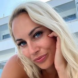 Maria_1001a's profile picture. 