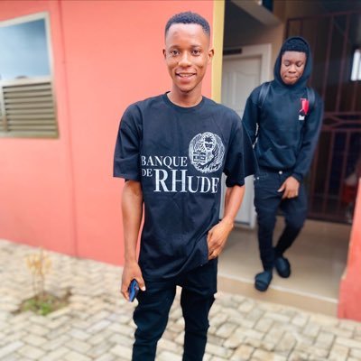 MascotDem's profile picture. Loyalty Over Sellouts.        Anything concerning roofing Just dm for fast solutions (0552401706)