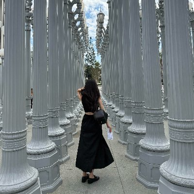 LunaraDream's profile picture. 🌸Soft hands | Bold heart 🎨
💫Quiet mind | Colorful dreams ✨
🎨Pastel calm | Golden heart🌸
💫Messy hands | Magic mind
🌸Gentle heart | Wild imagination
💫