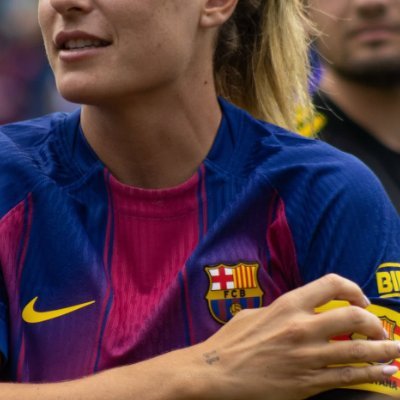 ssweetalycia's profile picture. She lives on in you guys, and I'm forever grateful for that . adc clan o alycia stan. 
I made this choice with my head and not my heart🦒 Louis is copying my ♥️