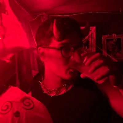 adragmarta's profile picture. 