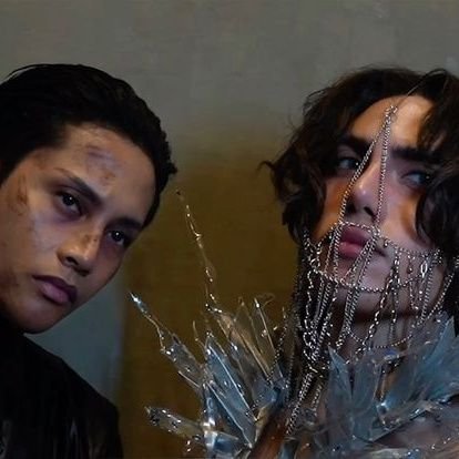 YLover57483's profile picture. A'TINFAN🖤💛 || Kentell Kids Second magulang JoshTin  

• Buhay ng Estudyante mambabasa at manunulat

Au writer/Zylyn

We're to worlds apart🏳️‍🌈