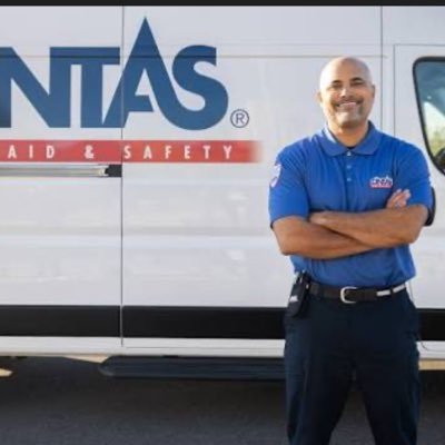 carlfrom_da_tas's profile picture. Dad of 1 Step kid- Cindy | 3x Married | Xavier 91’ | Big Chris Mack Hater🤬| #allforone