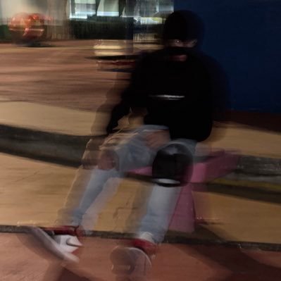 xelian_silvax's profile picture. me enamora el dinero, quiero, quiero y quiero más