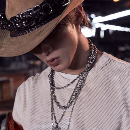 jeelaresz's profile picture. My life in happily in neocity